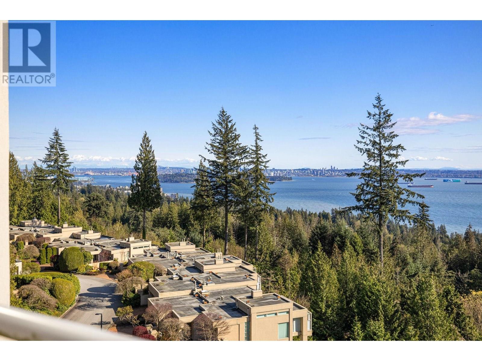 701 3105 DEER RIDGE DRIVE, West Vancouver