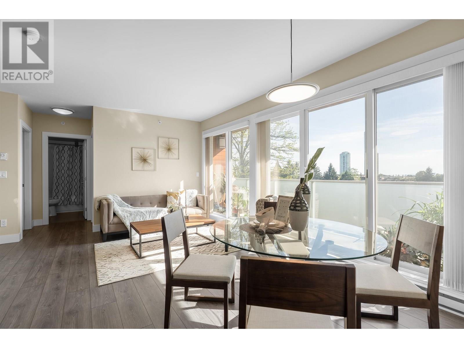 Photo 12 of 302 7377 14th Avenue, Burnaby BC