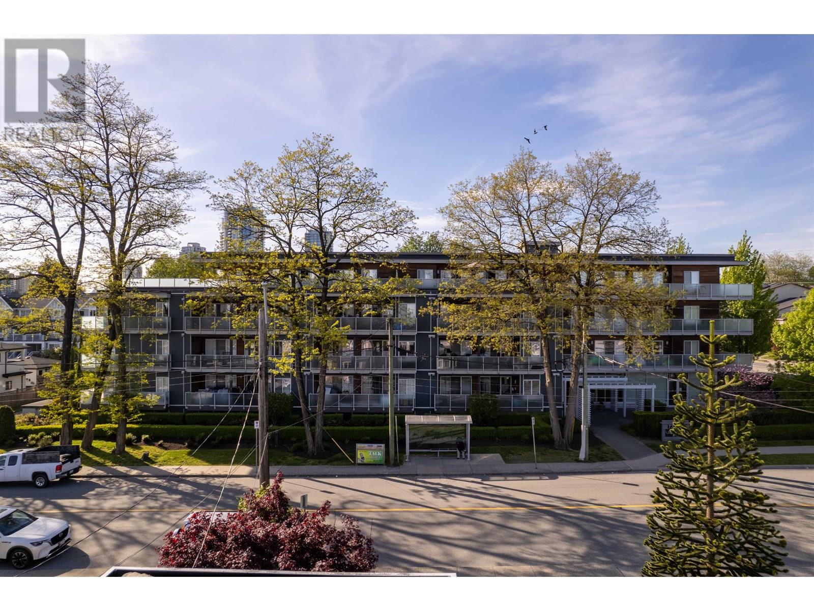 Photo 30 of 302 7377 14th Avenue, Burnaby BC