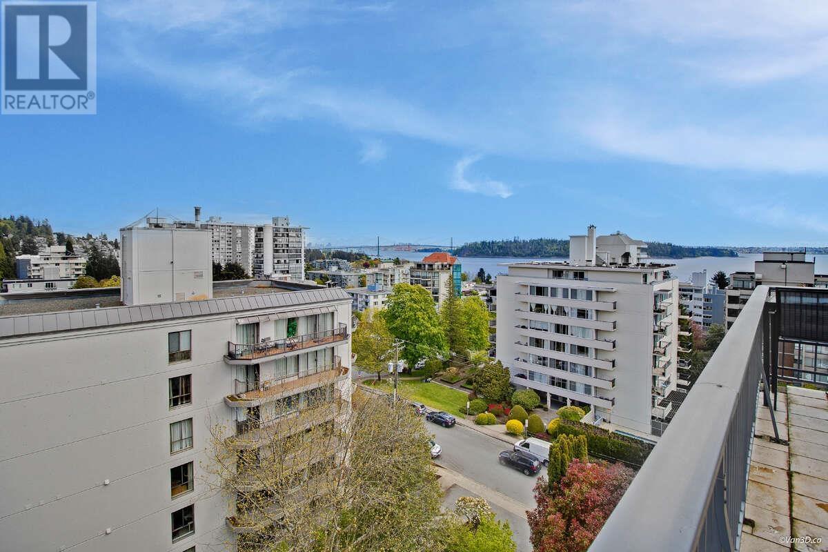 903 1745 ESQUIMALT AVENUE, West Vancouver