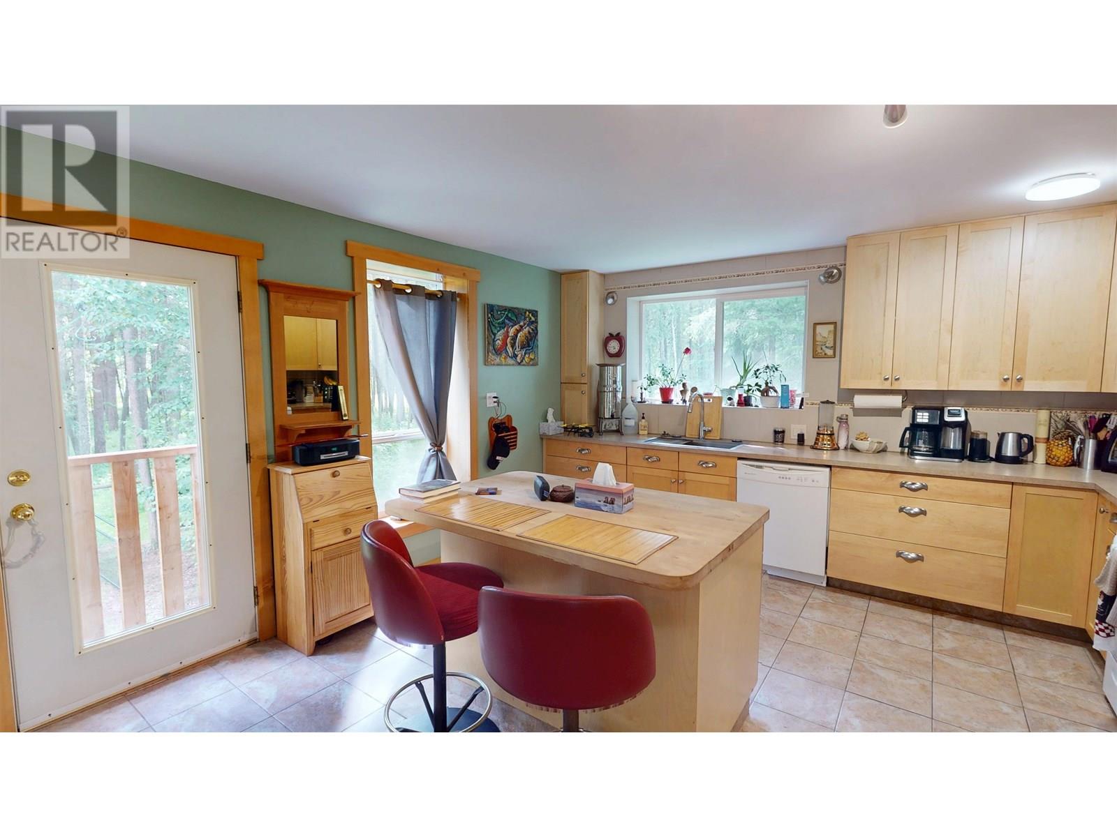 Photo 16 of 112 Corey Road, Quesnel BC
