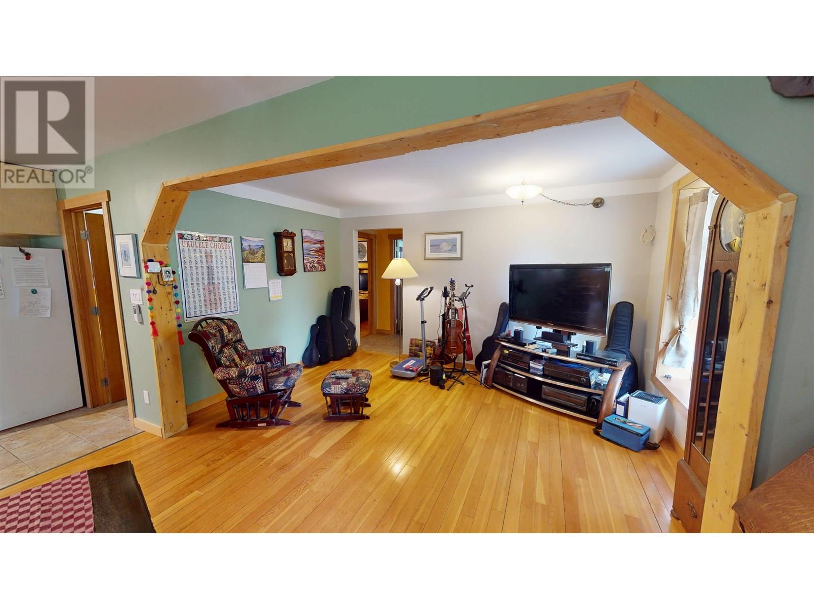 Photo 18 of 112 Corey Road, Quesnel BC