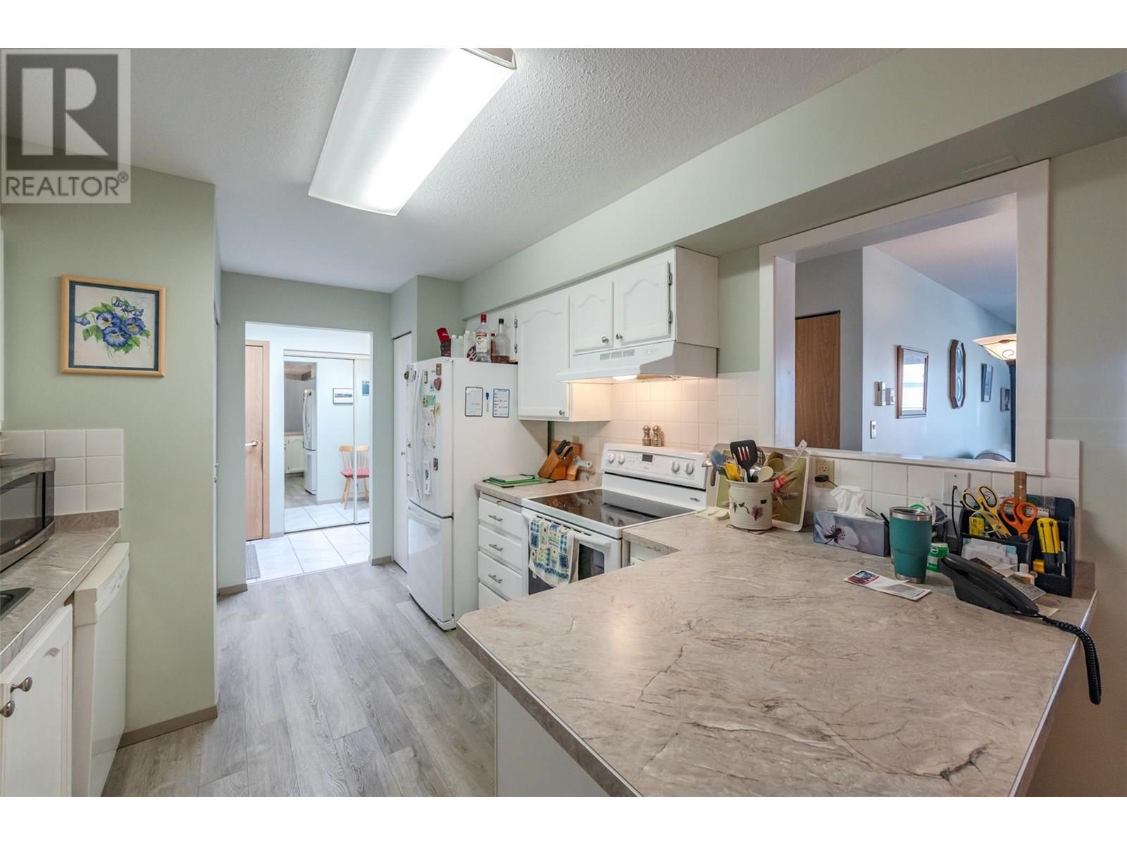 406 195 Warren Avenue West, Penticton