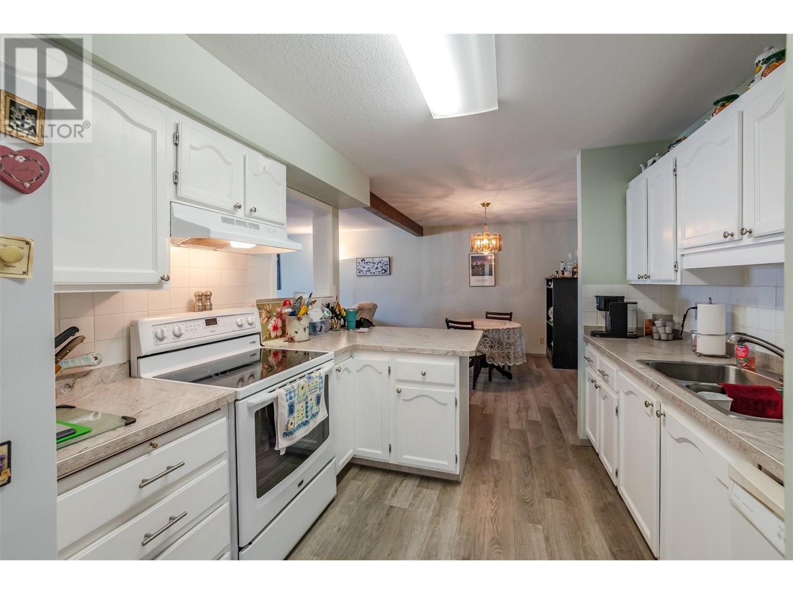 406 195 Warren Avenue West, Penticton