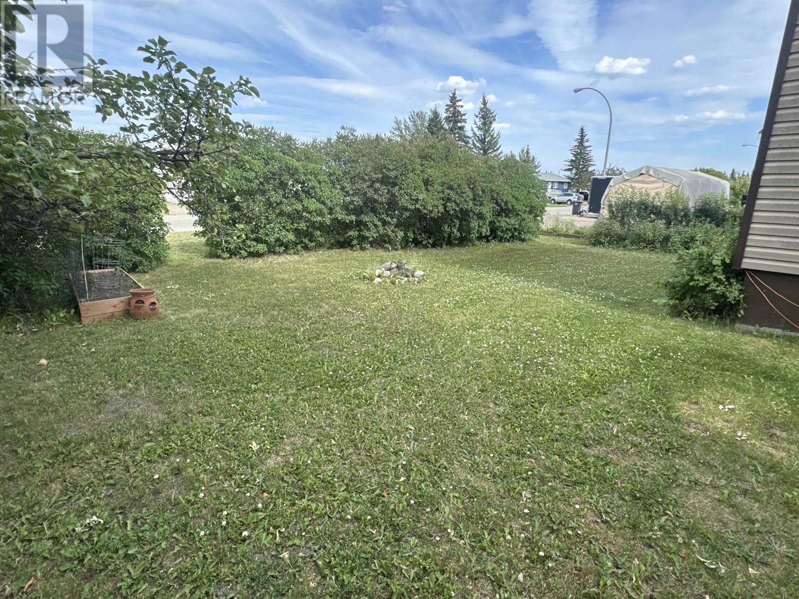Photo 10 of 10608 101 Street, Taylor BC