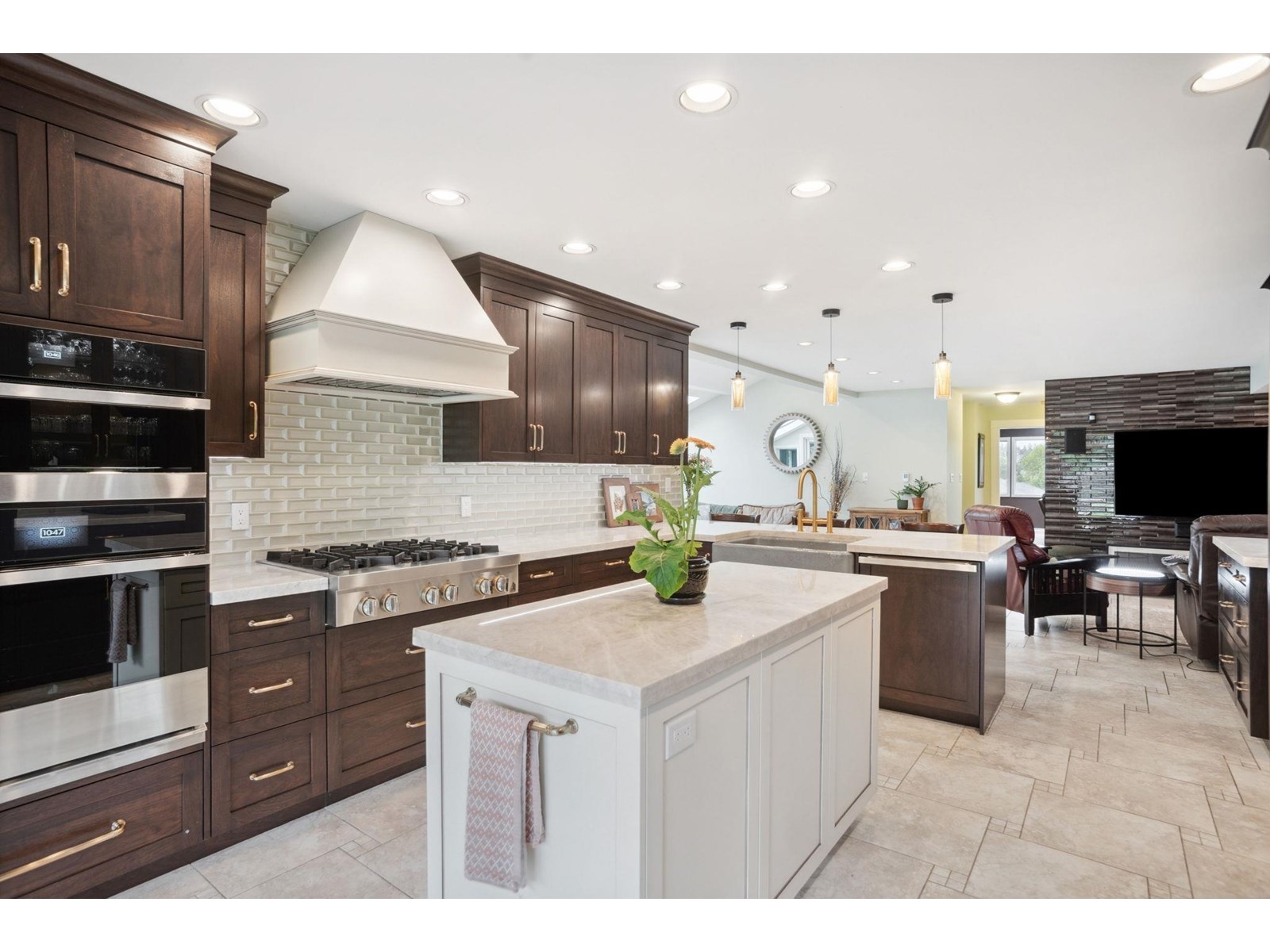 Photo 22 of 15048 73 B Avenue, Surrey BC