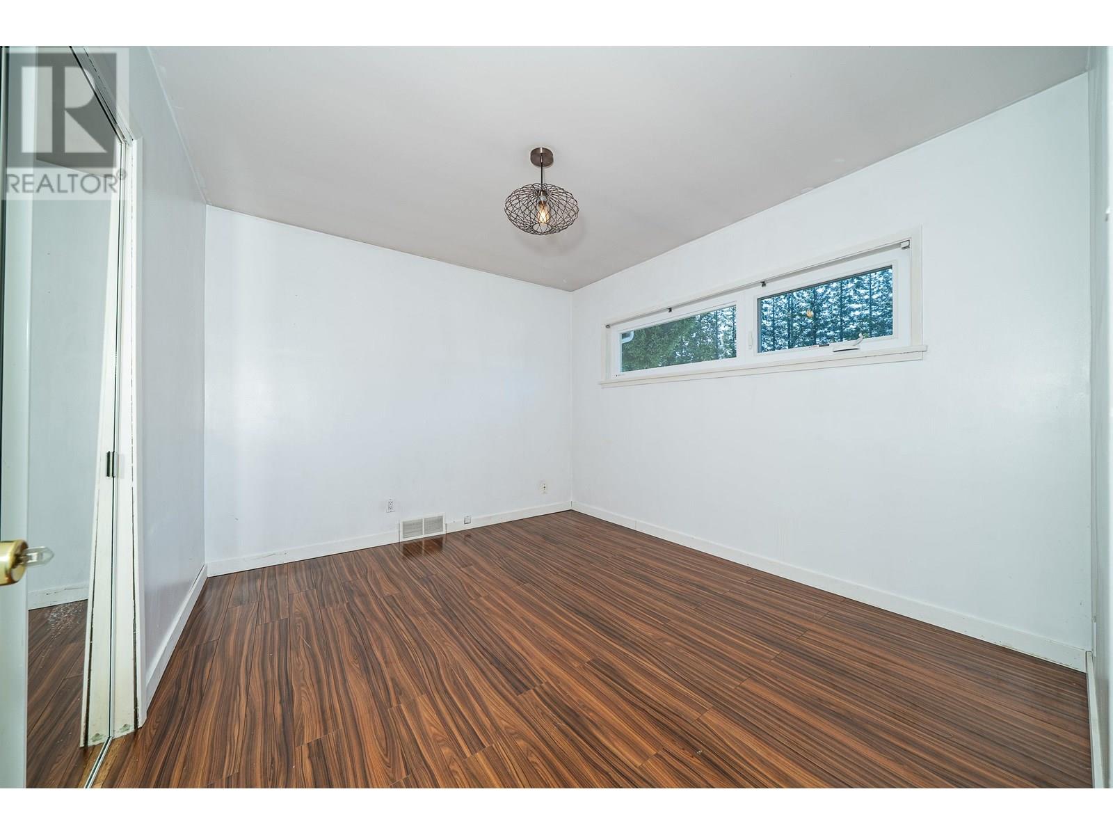 Photo 19 of 432 W 25th Street, North Vancouver BC