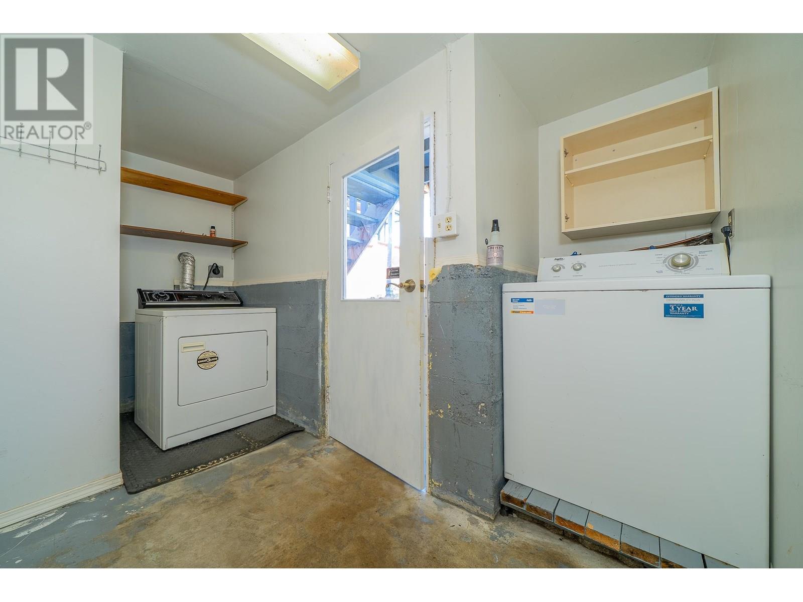 Photo 27 of 432 W 25th Street, North Vancouver BC