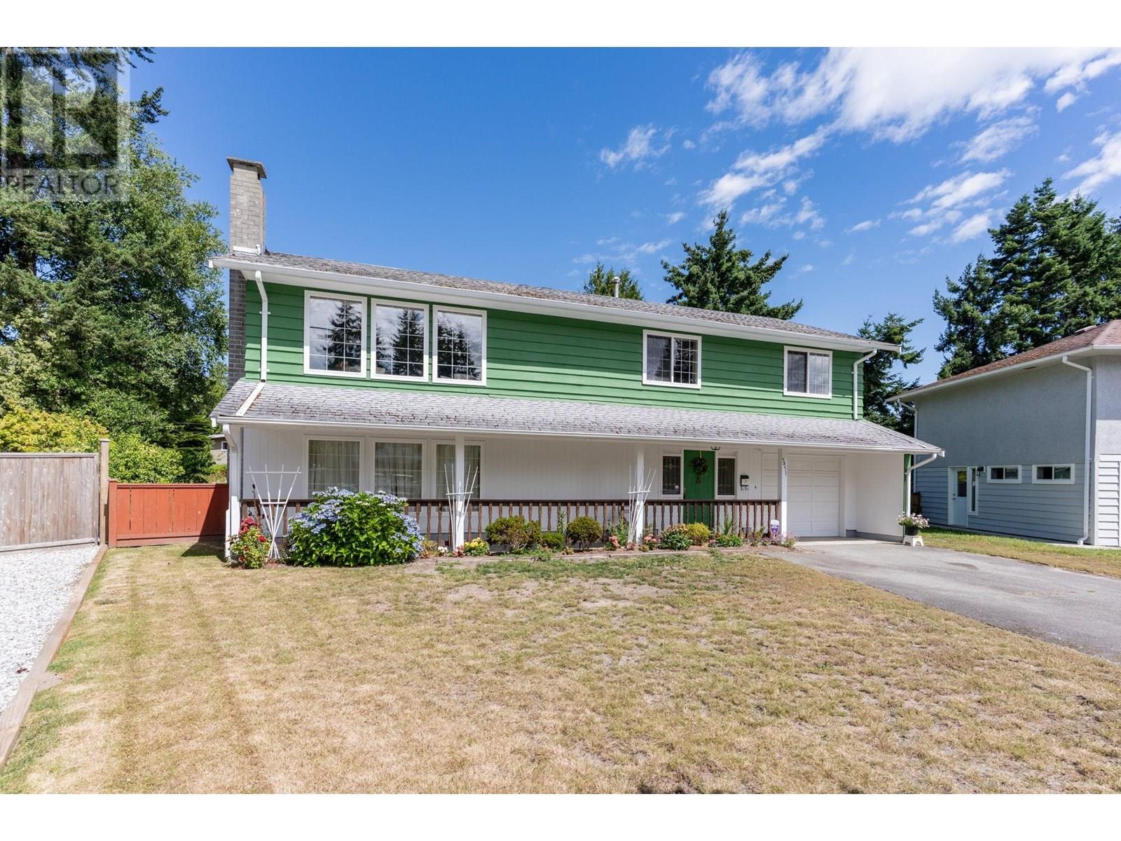 Photo 2 of 5451 7 B Avenue, Delta BC