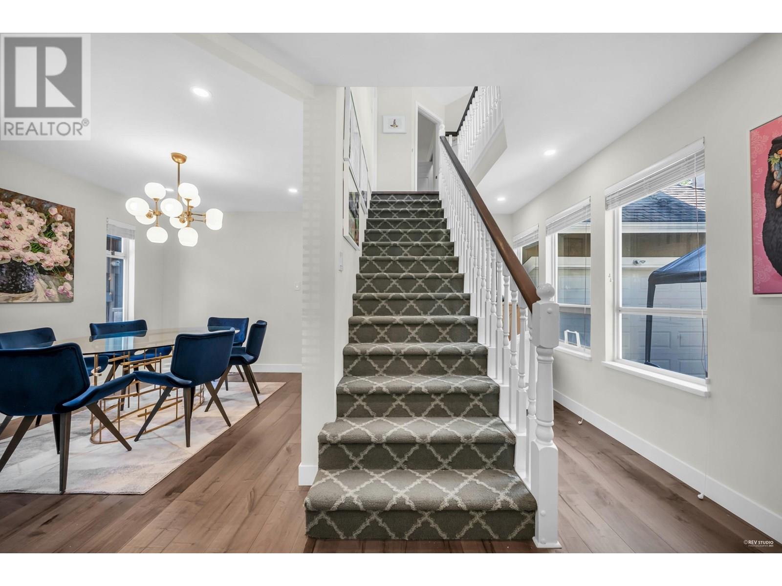 Photo 15 of 860 Ruckle Court, North Vancouver BC