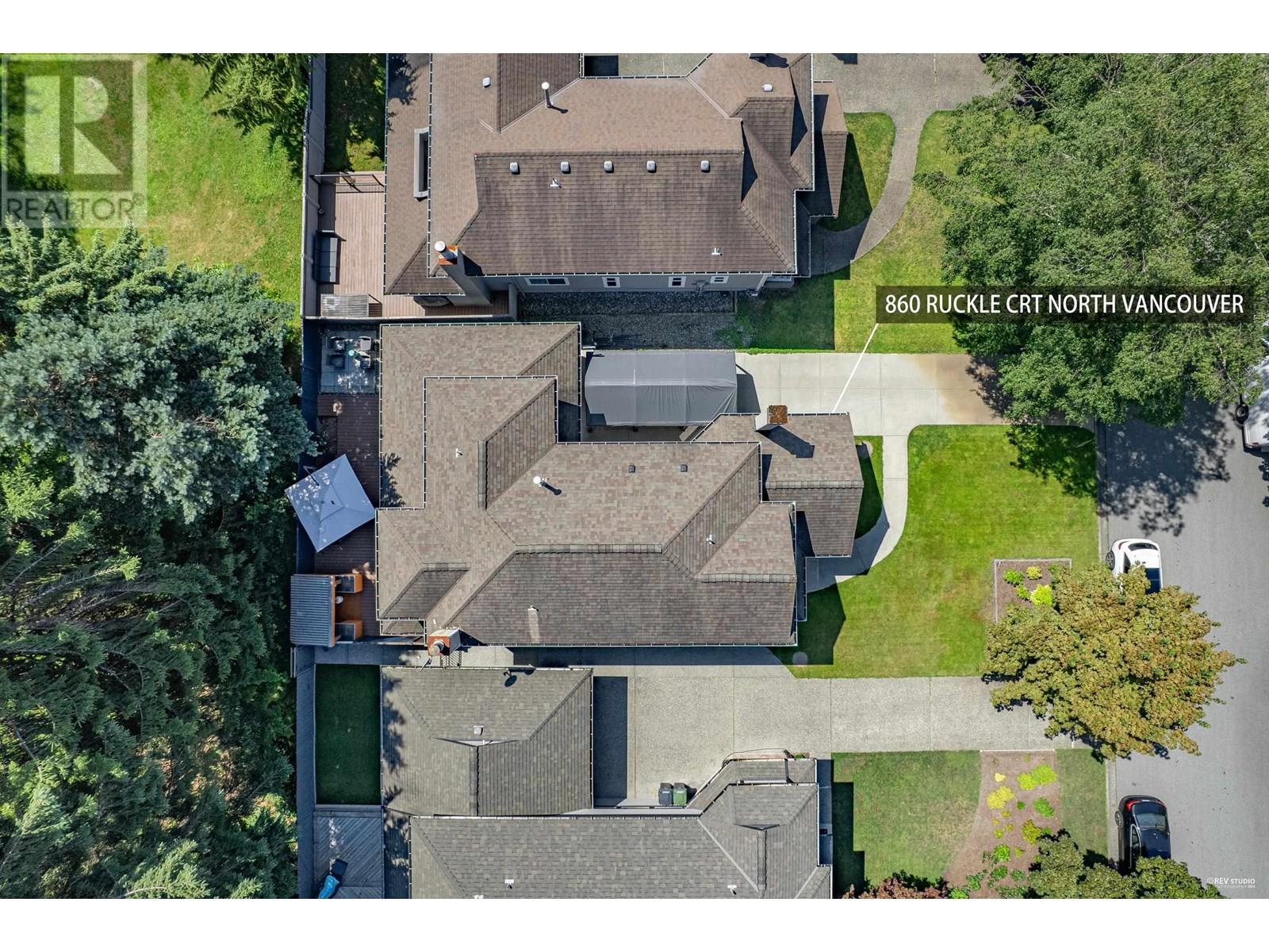 Photo 30 of 860 Ruckle Court, North Vancouver BC