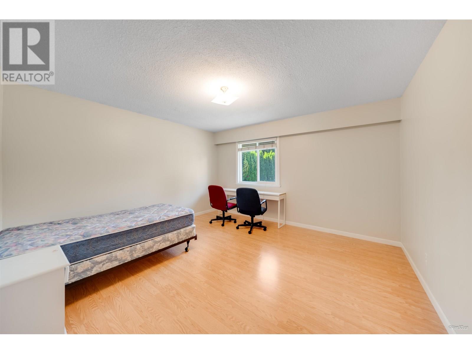 Photo 22 of 7720 Waterton Drive, Richmond BC