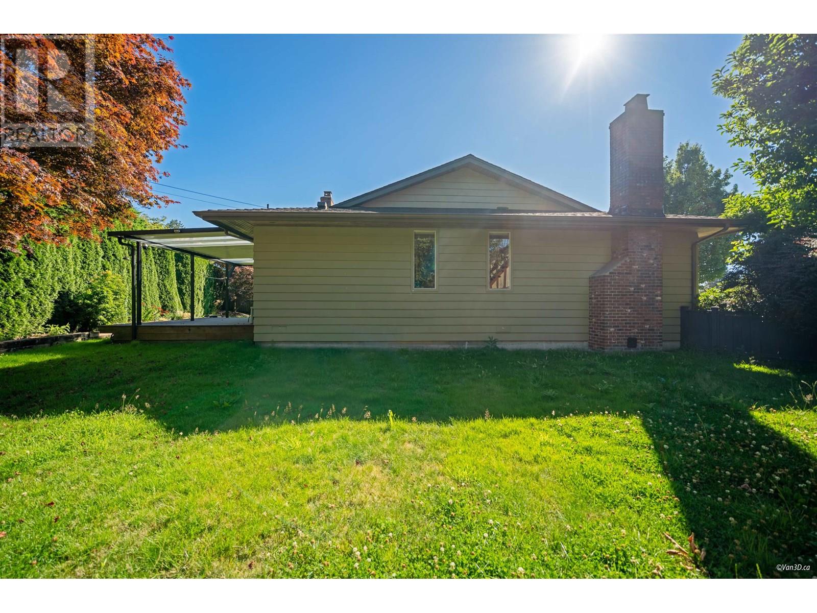 Photo 37 of 7720 Waterton Drive, Richmond BC