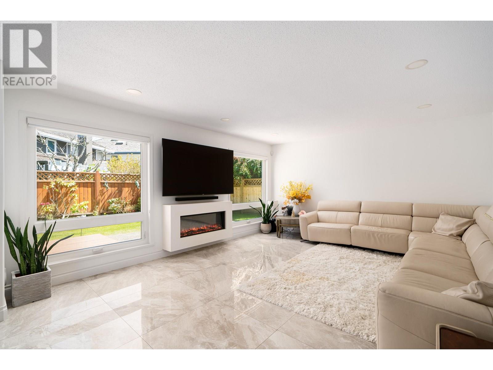 Photo 11 of 5653 Cornwall Drive, Richmond BC