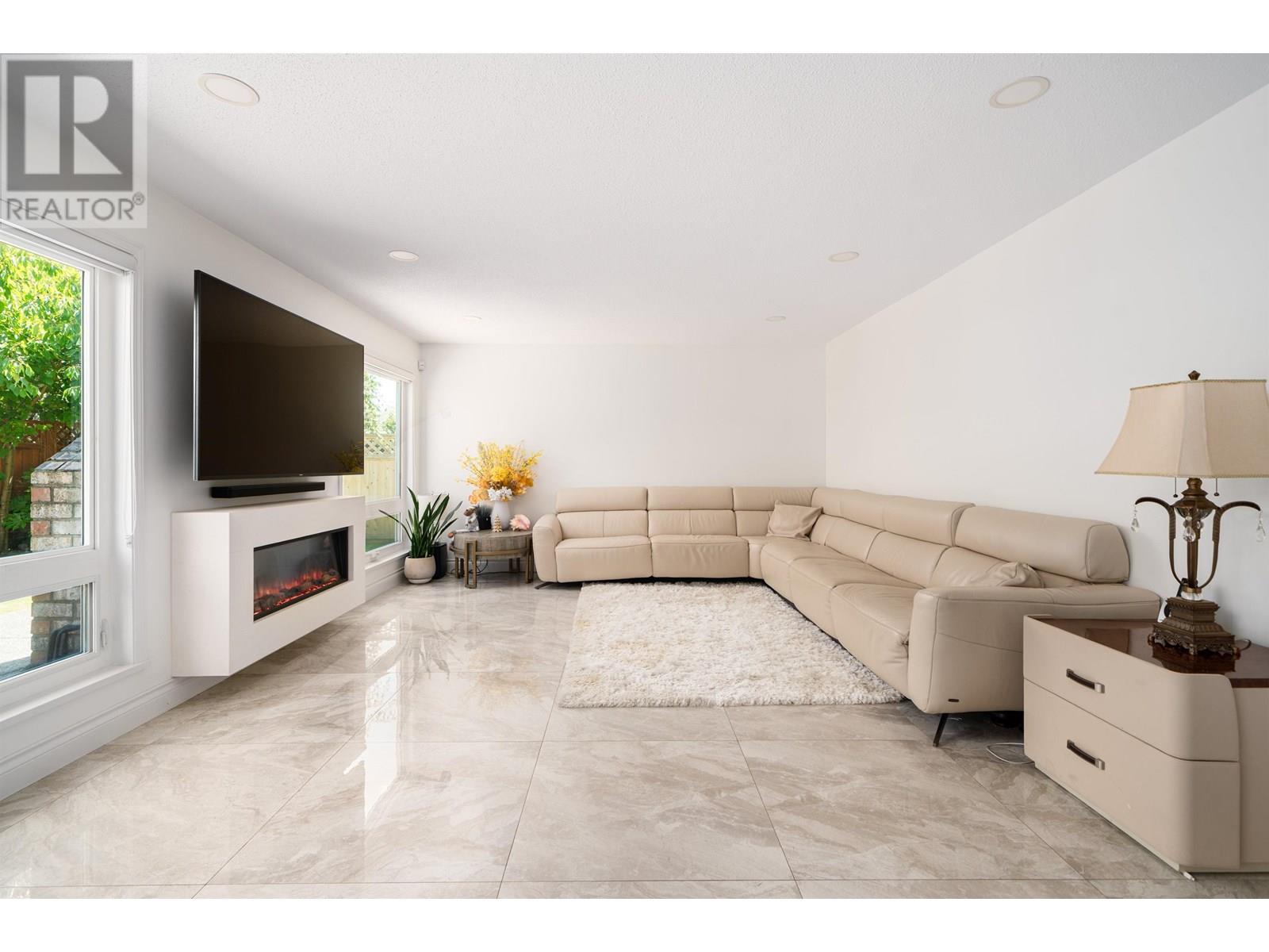 Photo 12 of 5653 Cornwall Drive, Richmond BC
