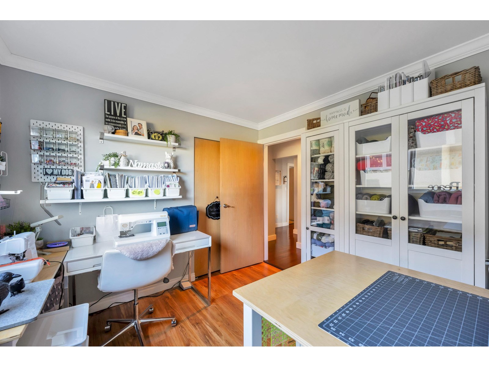 Photo 4 of 15627 Buena Vista Avenue, White Rock BC