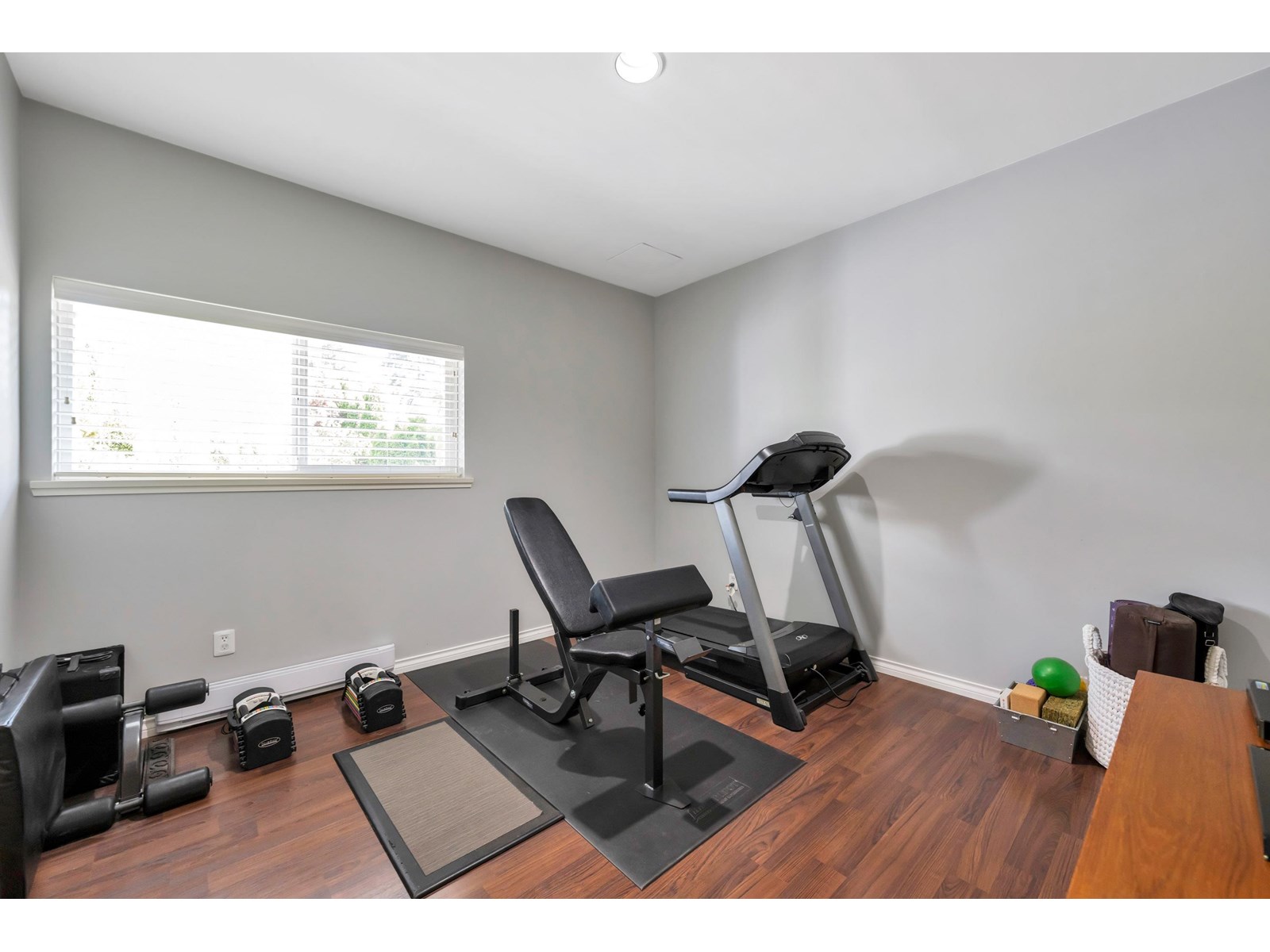 Photo 12 of 15627 Buena Vista Avenue, White Rock BC