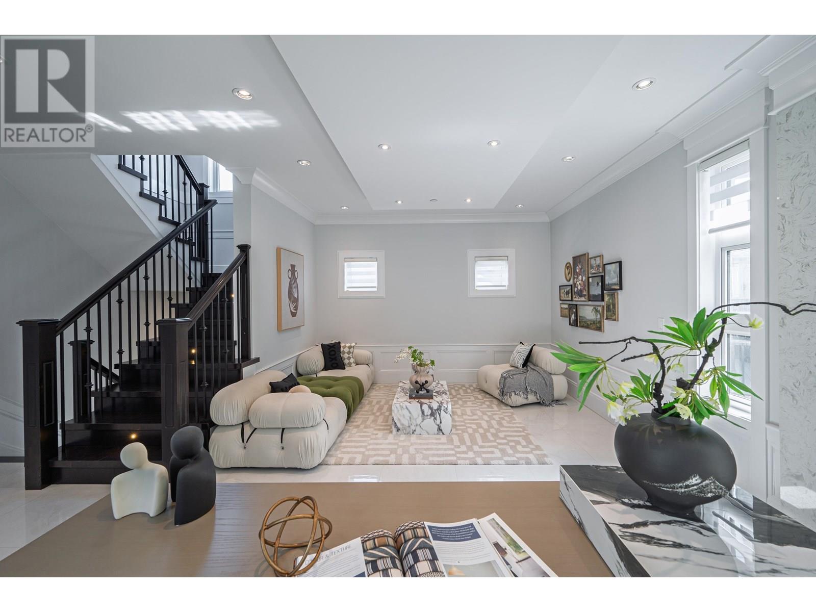 Photo 11 of 3792 Puget Drive, Vancouver BC