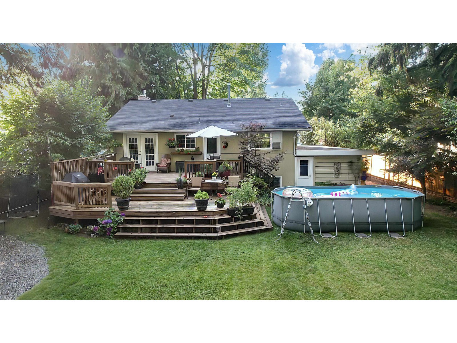 Photo 2 of 8962 Glover Road, Langley BC