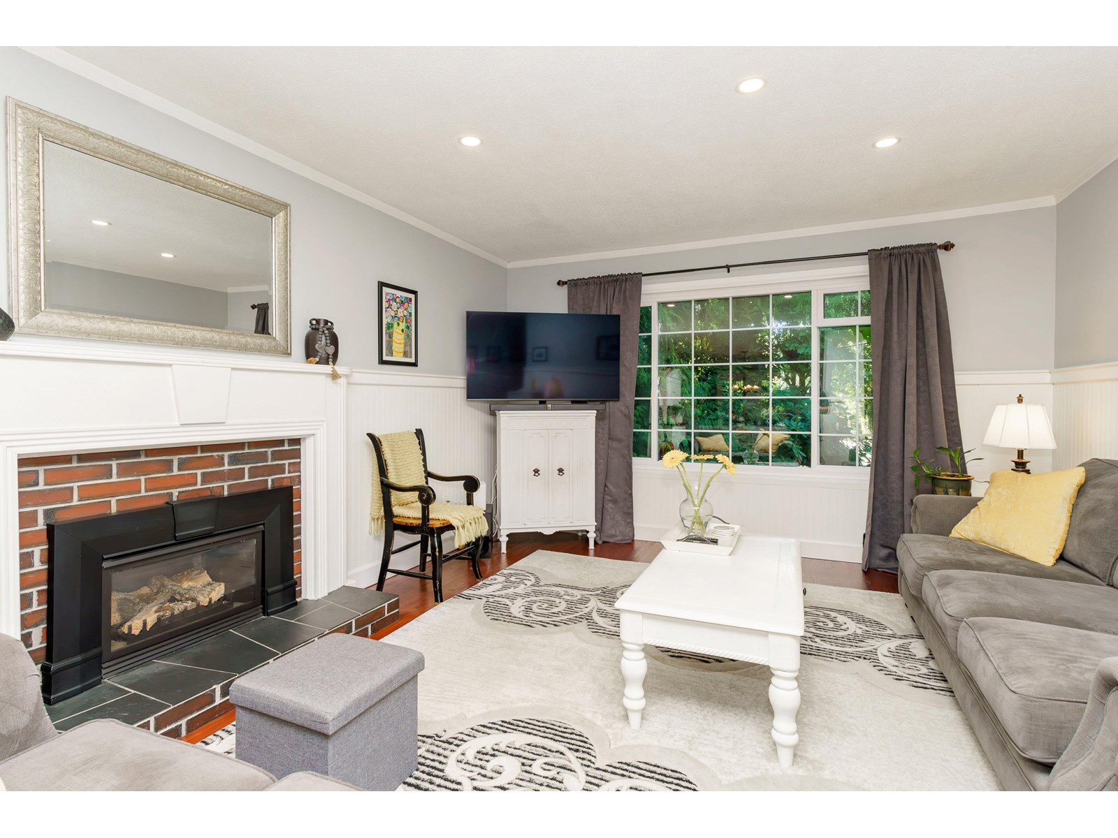 Photo 11 of 8962 Glover Road, Langley BC