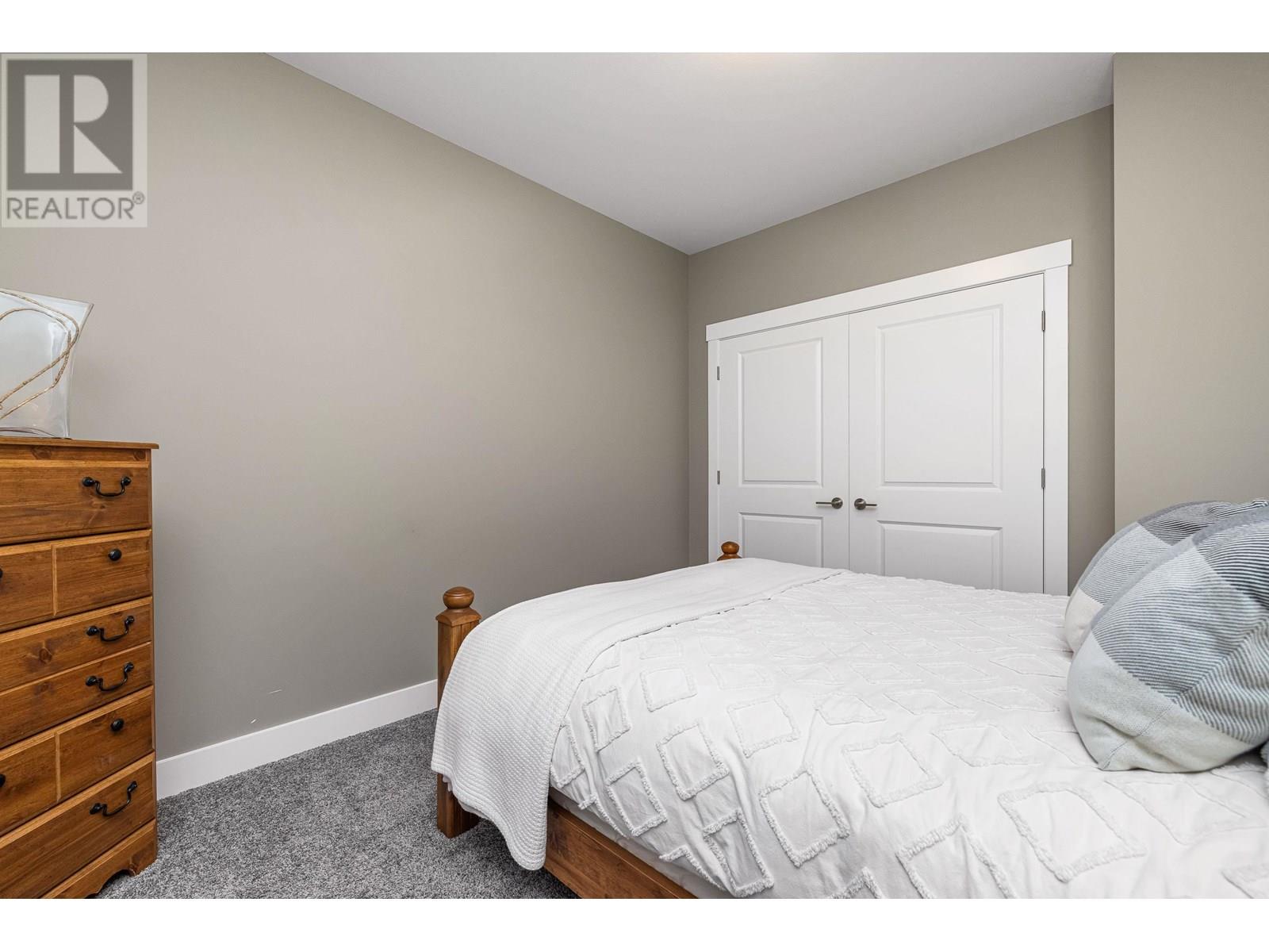 Photo 11 of 13037 237 A Street, Maple Ridge BC