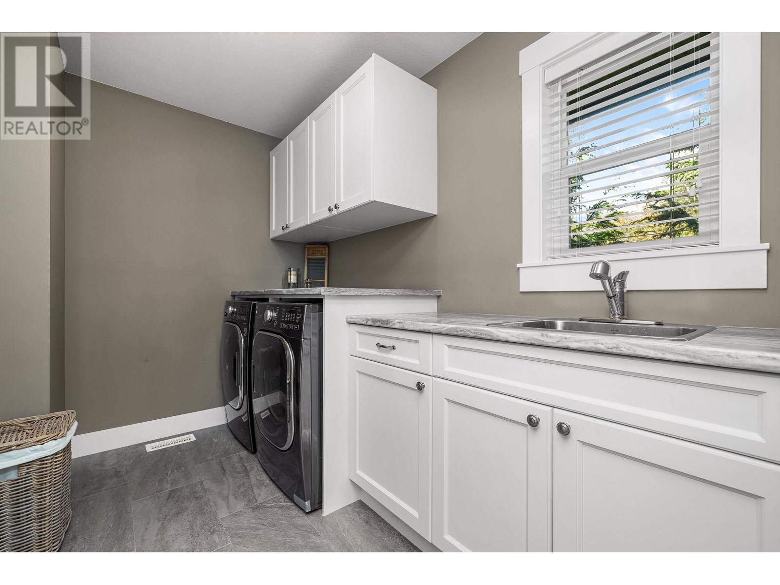 Photo 17 of 13037 237 A Street, Maple Ridge BC