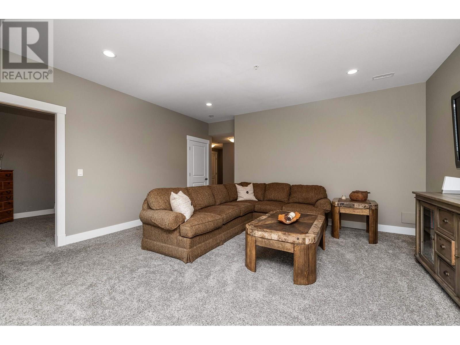 Photo 7 of 13037 237 A Street, Maple Ridge BC