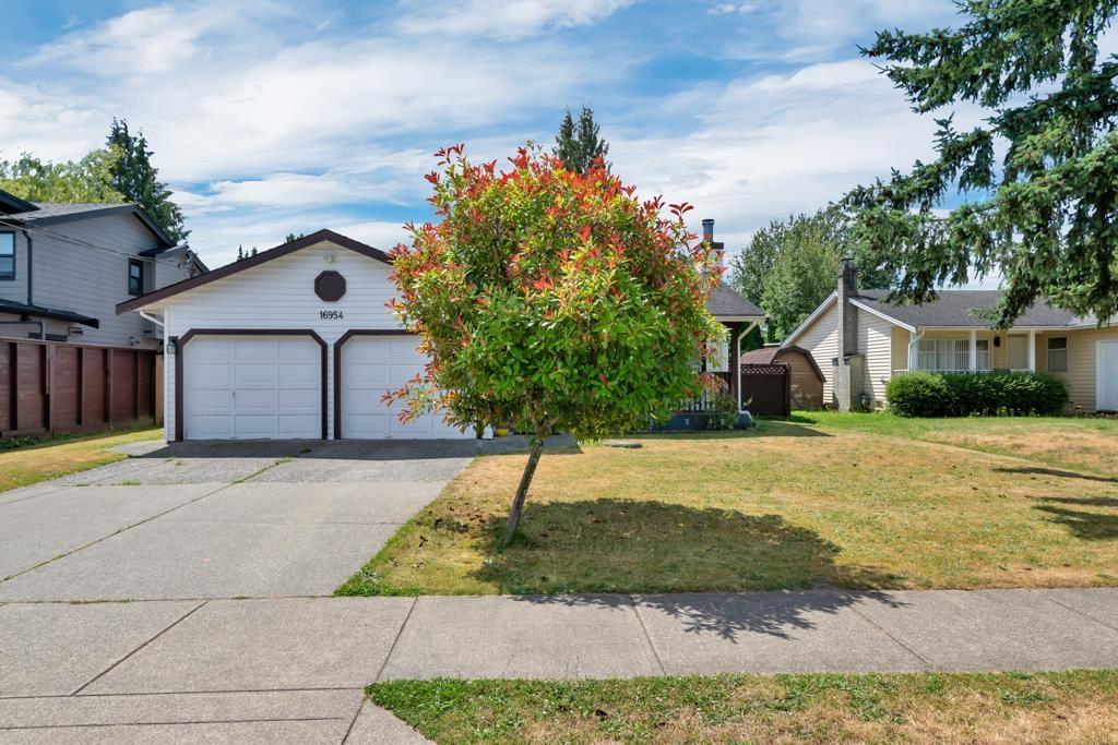 Photo 33 of 16954 60 Avenue, Surrey BC