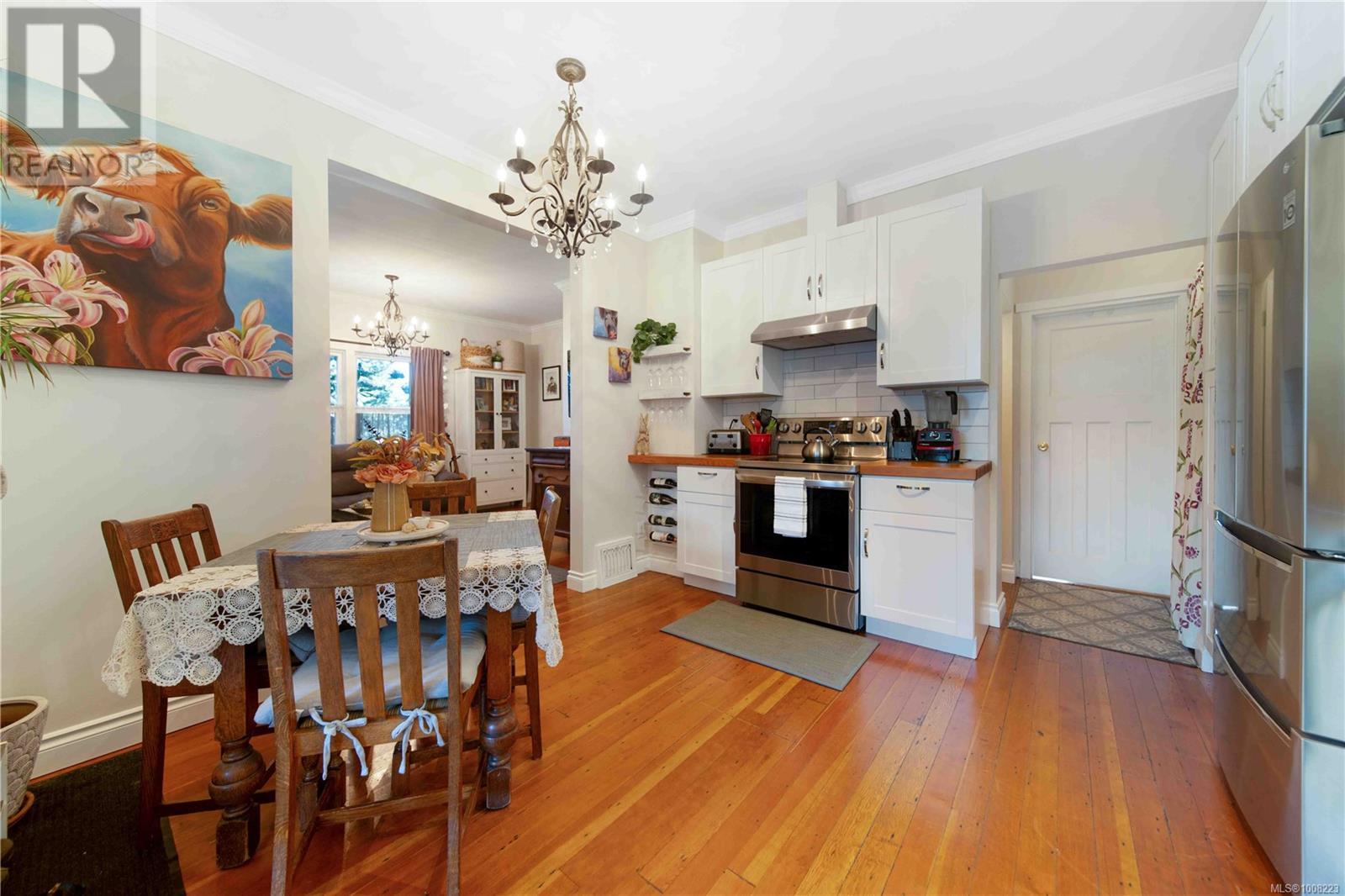 28 ROBERTS ST - 12