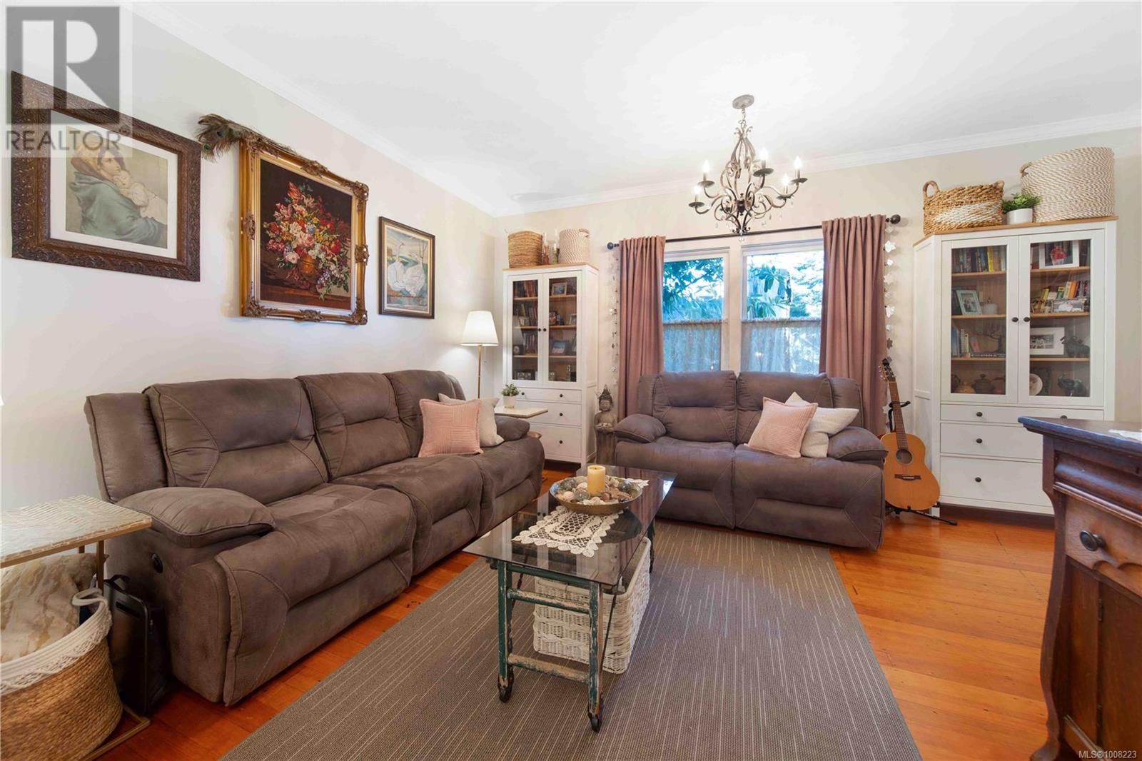 28 ROBERTS ST - 15