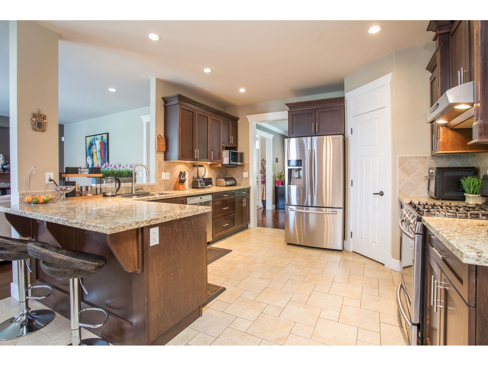 Photo 8 of 7015 195 Street, Surrey BC