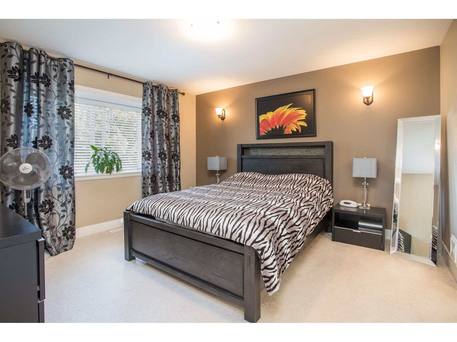 Photo 16 of 7015 195 Street, Surrey BC