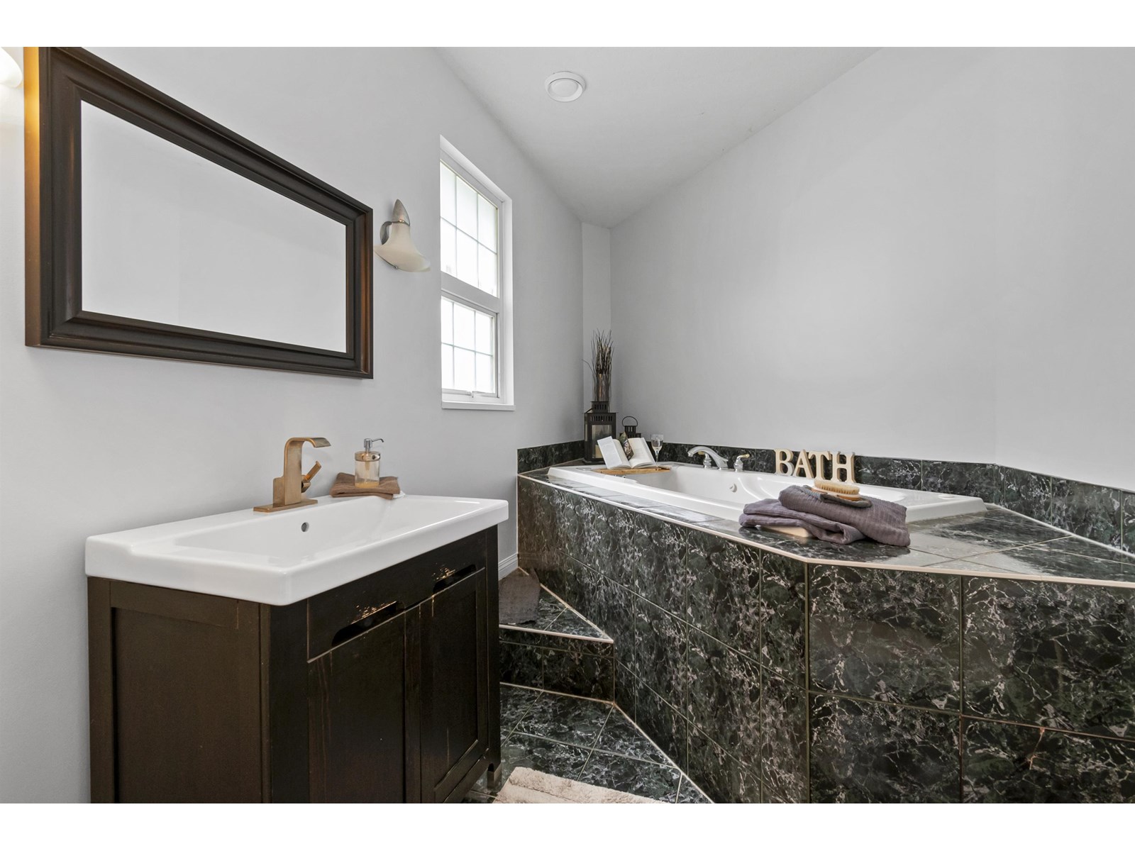 9962 LLANBERIS WAY, Rosedale, Rosedale