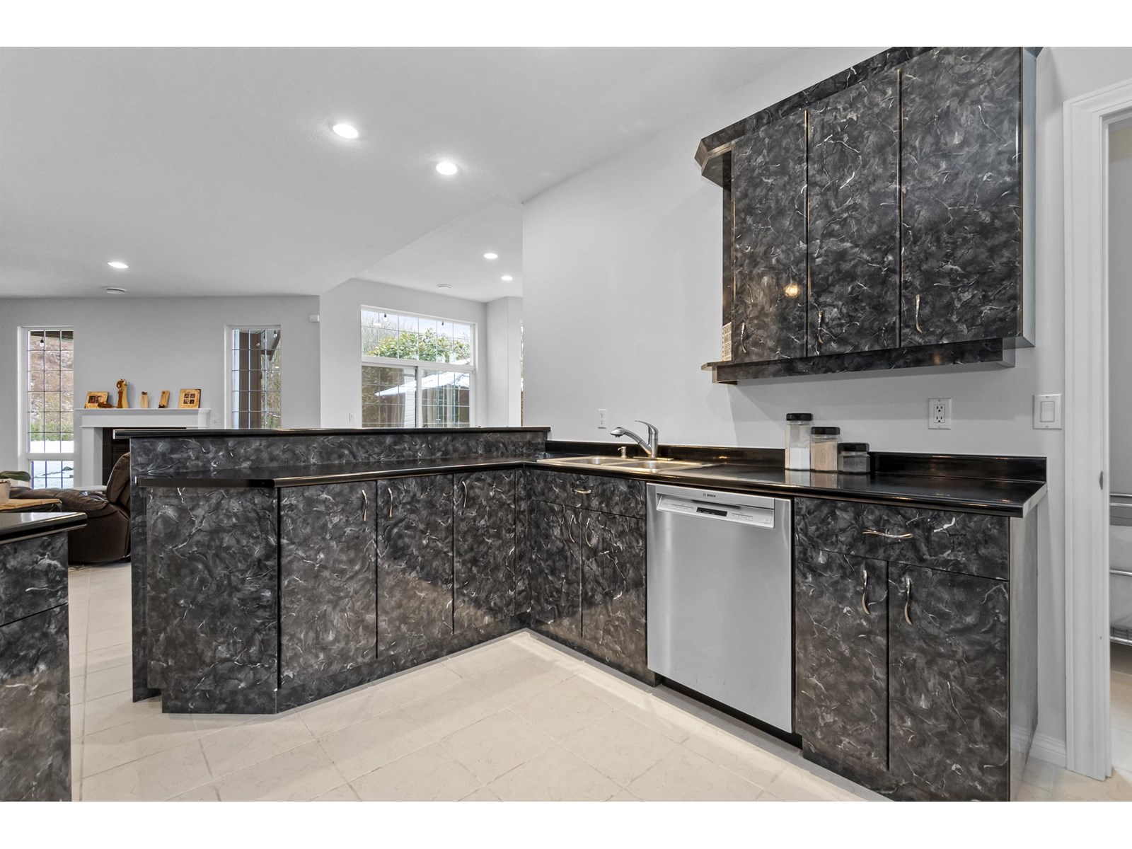 9962 LLANBERIS WAY, Rosedale, Rosedale