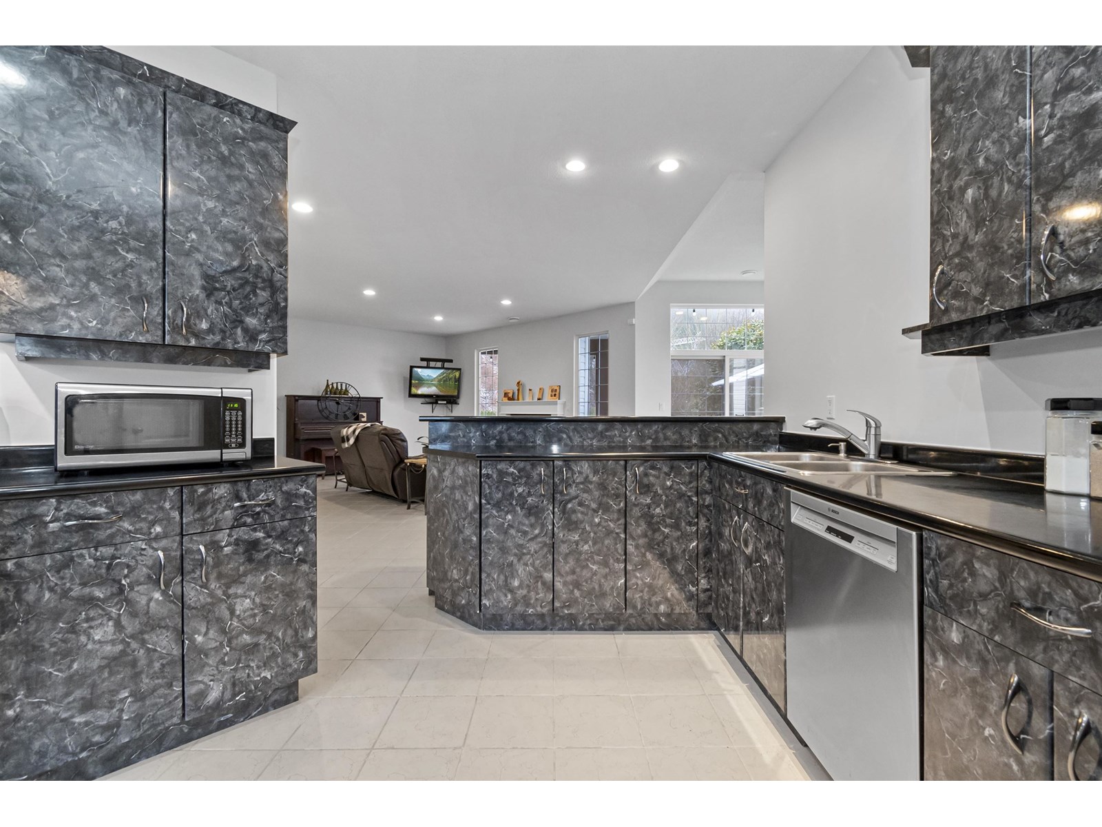 9962 LLANBERIS WAY, Rosedale, Rosedale