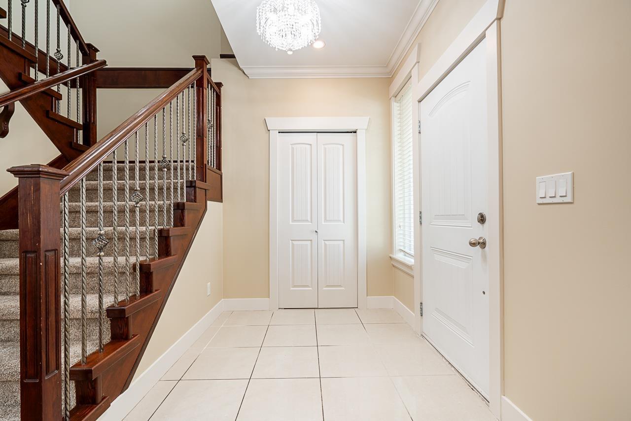 Photo 6 of 13125 108 Avenue, Surrey BC