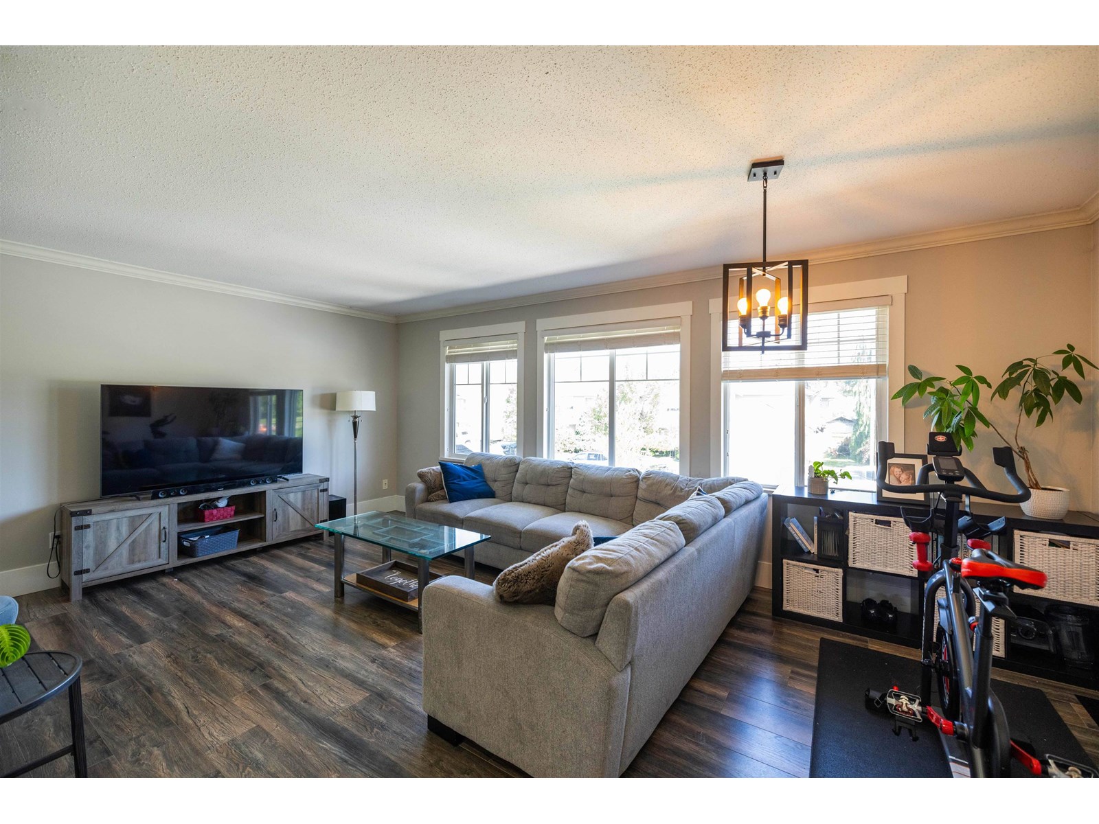 Photo 8 of 32934 Phelps Avenue, Mission BC
