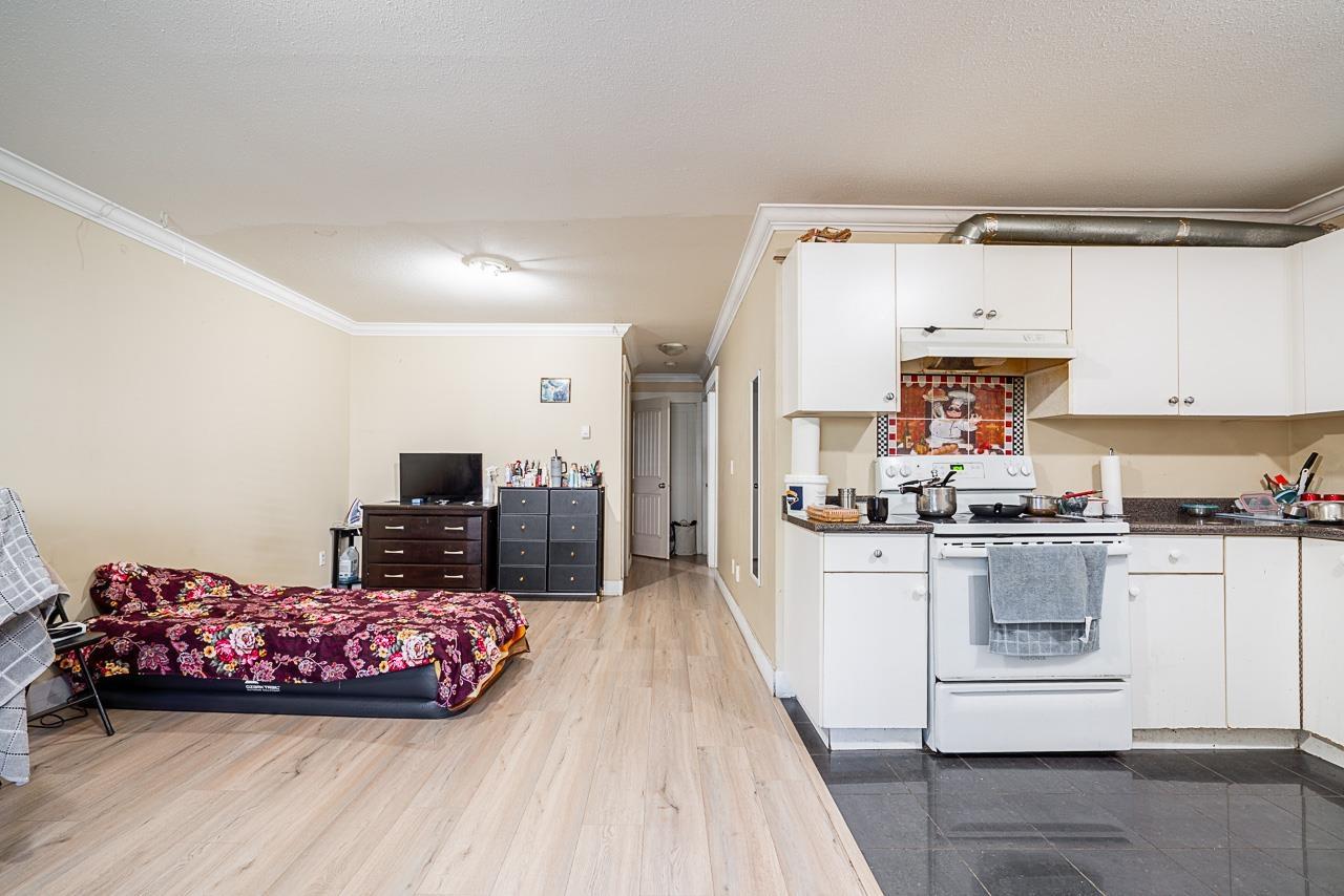 Photo 32 of 13125 108 Avenue, Surrey BC