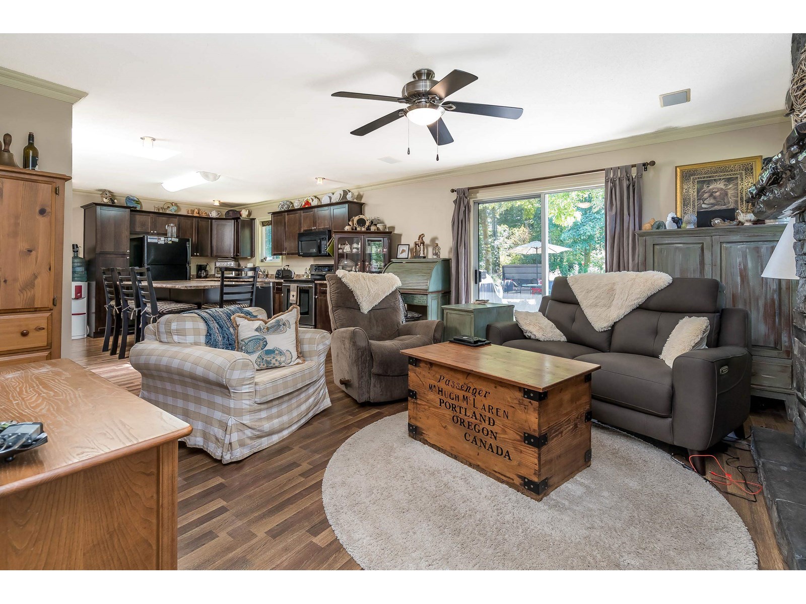Photo 1 of 24960 Robertson Crescent, Langley BC
