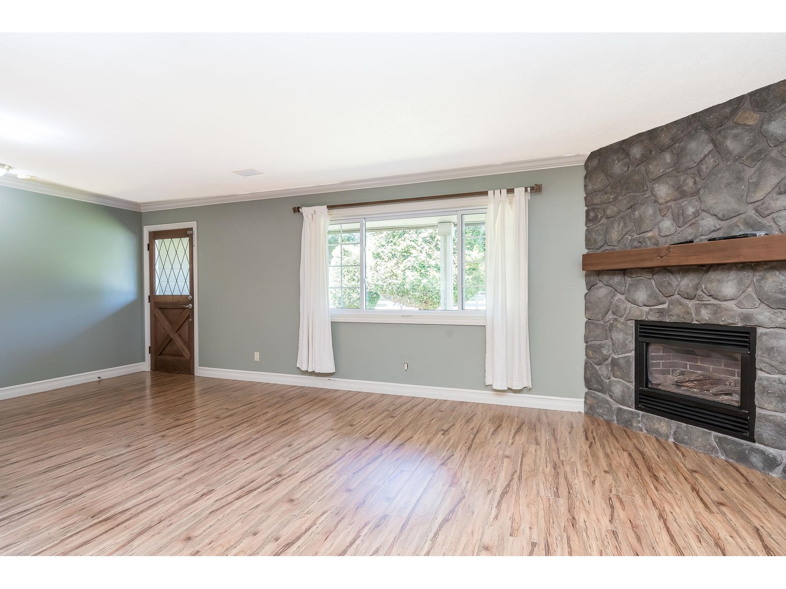 Photo 20 of 24960 Robertson Crescent, Langley BC