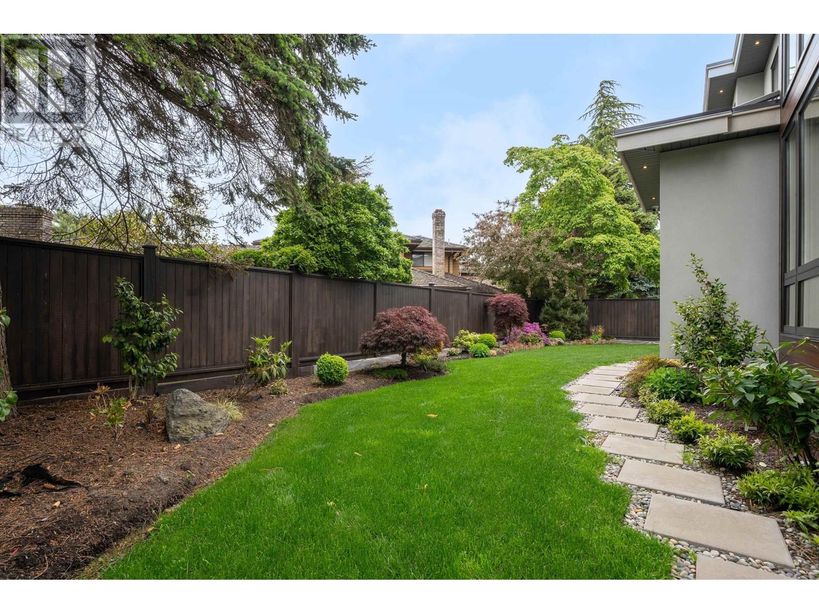 Photo 35 of 6571 Whiteoak Drive, Richmond BC