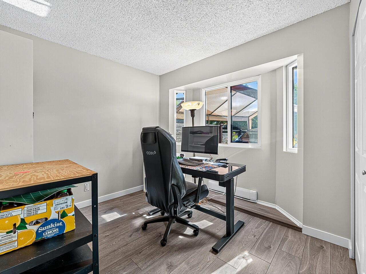 Photo 9 of 6941 Westview Drive, Delta BC