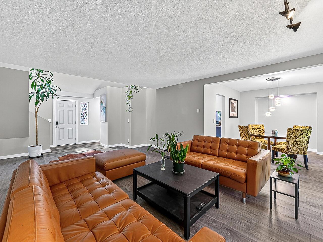 Photo 3 of 6941 Westview Drive, Delta BC