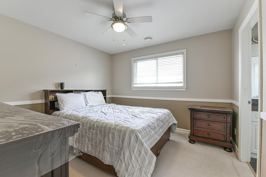 Photo 14 of 14835 74 Avenue, Surrey BC