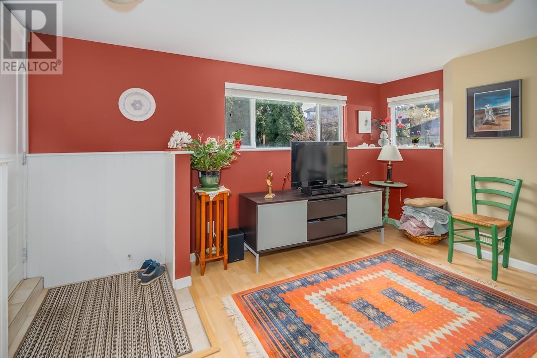 Photo 7 of 2050 Sperling Avenue, Burnaby BC