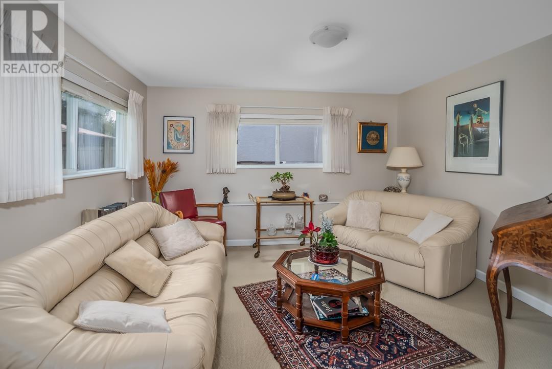 Photo 10 of 2050 Sperling Avenue, Burnaby BC