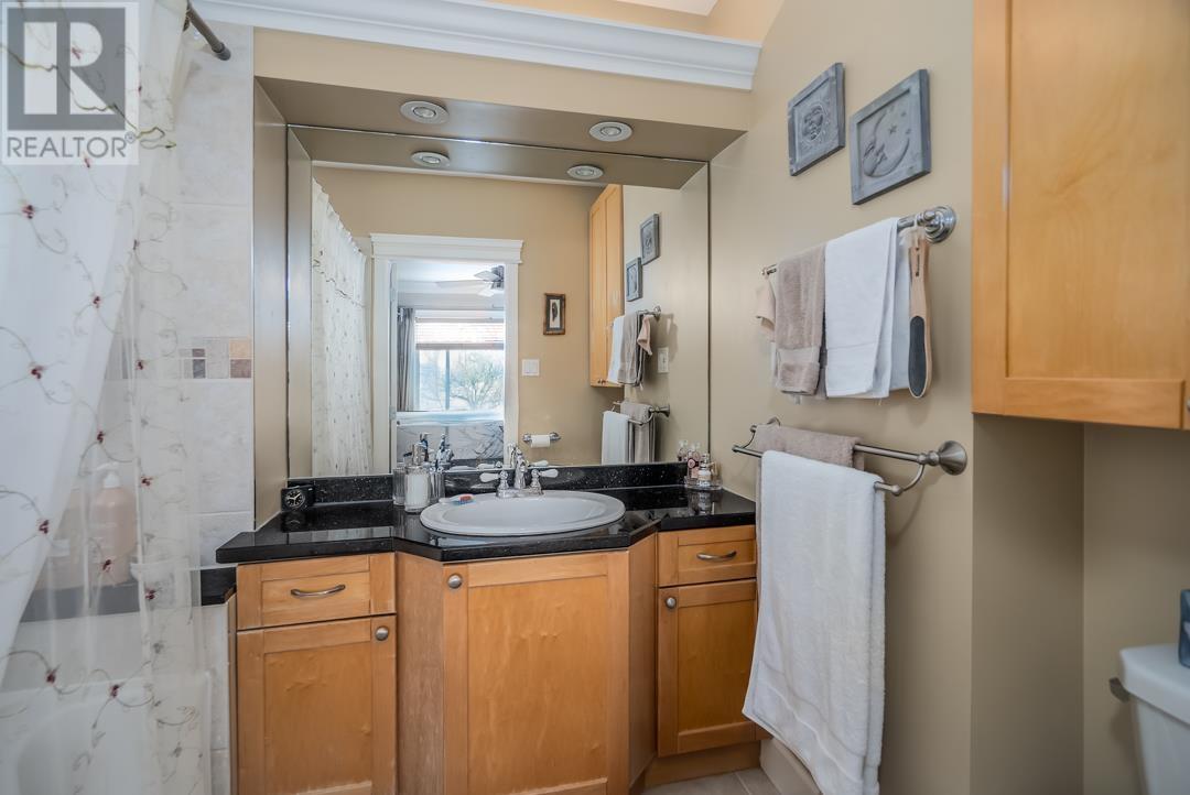 Photo 27 of 2050 Sperling Avenue, Burnaby BC