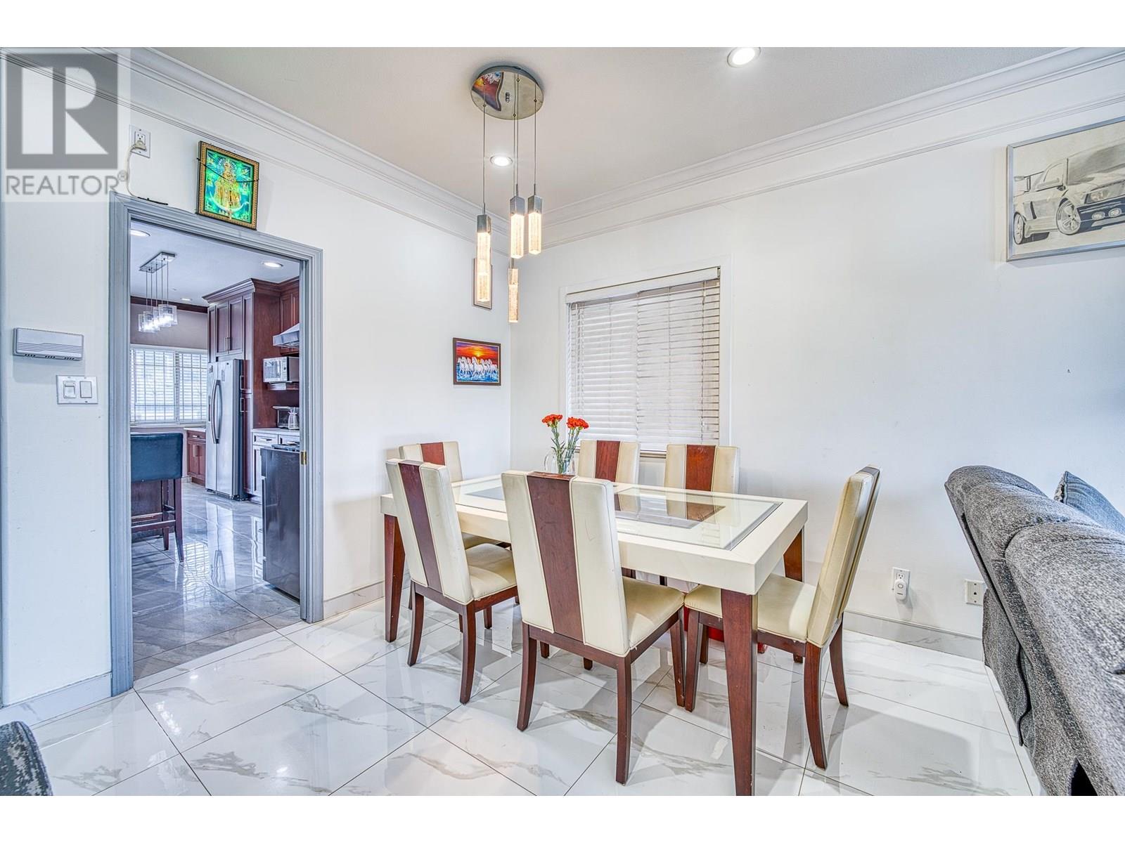 Photo 9 of 426 E 18th Avenue, Vancouver BC