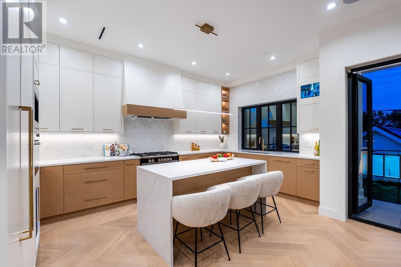 Photo 1 of 5080 Prince Edward Street, Vancouver BC