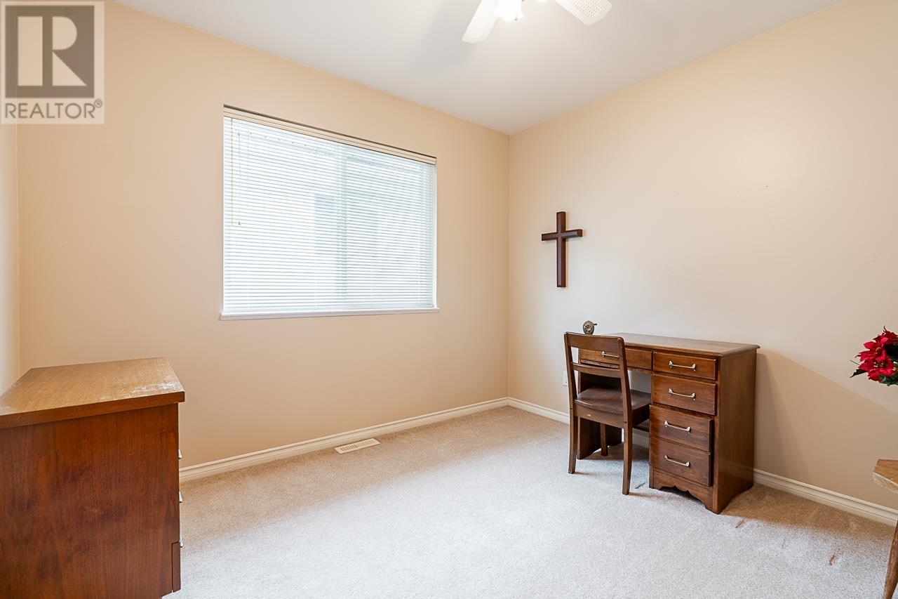Photo 22 of 22081 124 Avenue, Maple Ridge BC